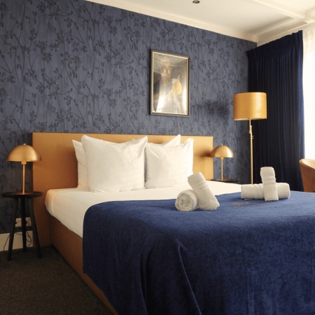 Hotel West Inn