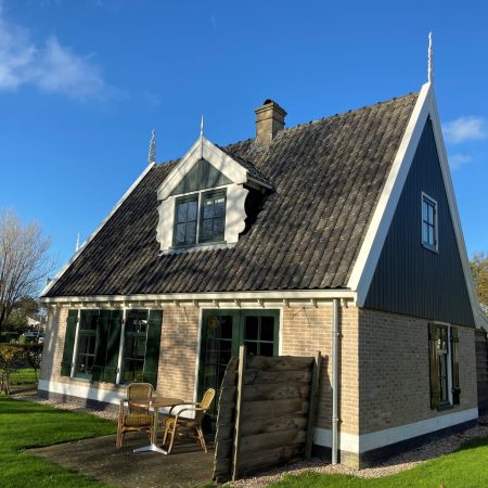hotelhuys, plus
